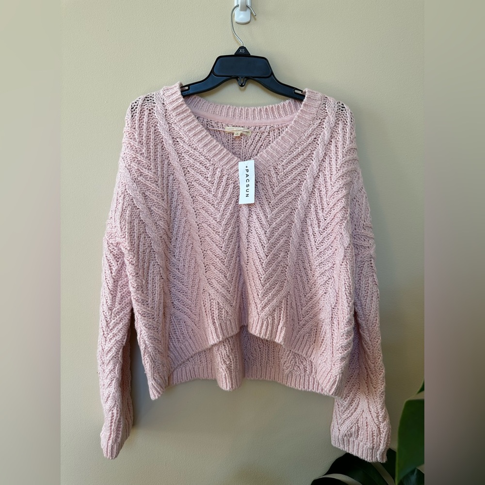 Pacsun LA hearts v-neck cropped sweater